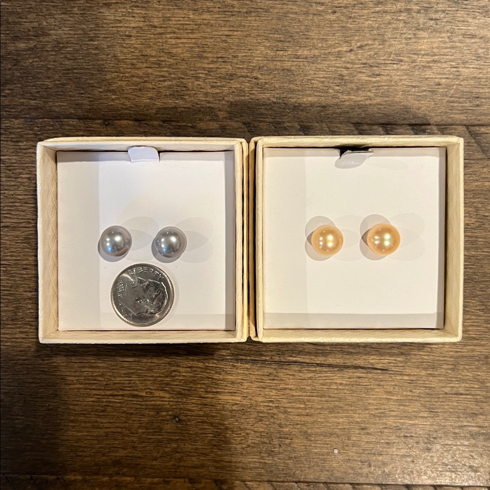 NWOT Honora Pearl Stud Earrings - Picture 3 of 3